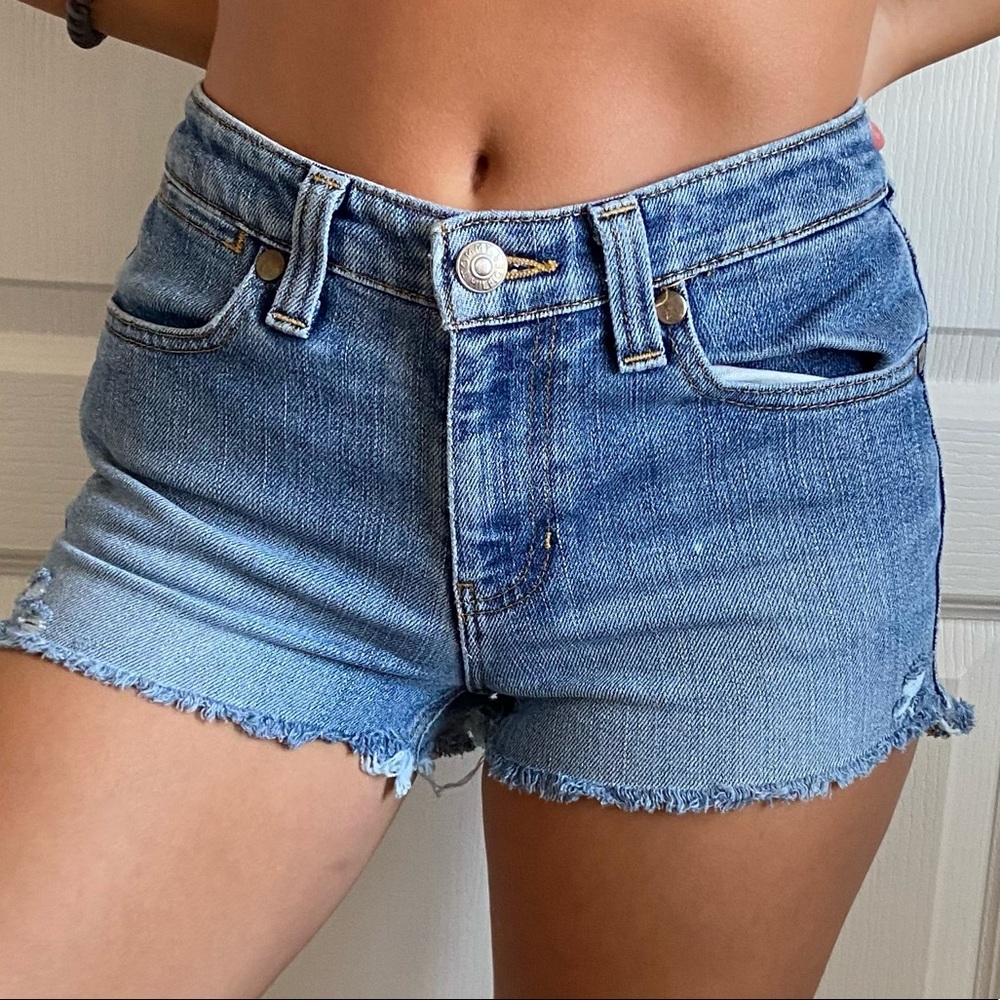 tommy hilfiger hipster distressed jean shorts
